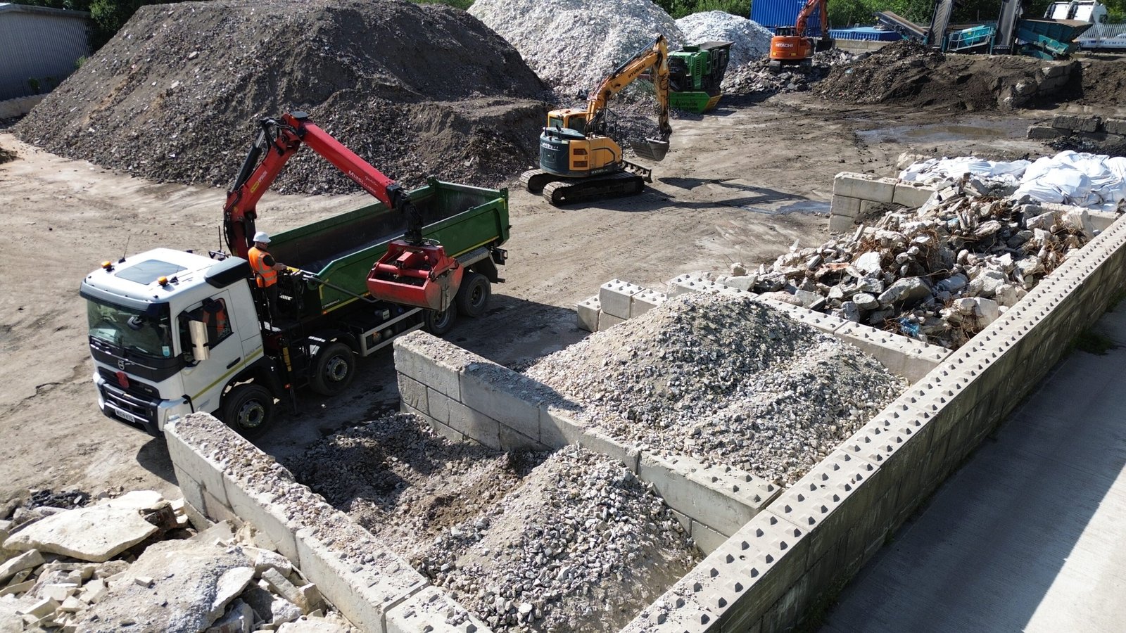 Self Loading 8 Wheel Grab Wagon